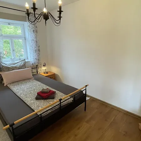 Alte Pletschmuehle بيت للعطل